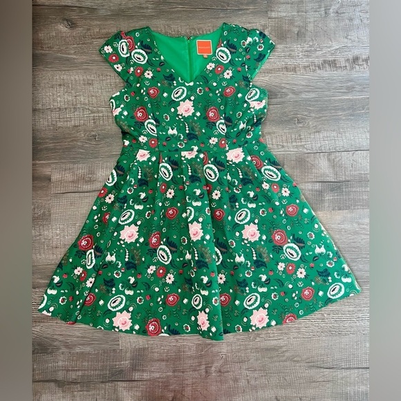 NEW! ModCloth Retro Floral Dress XL Pleated Vintage Green Pink Red 60’s Timeless - Picture 5 of 8
